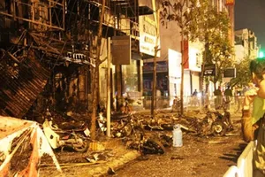 Khởi tố vụ cháy quán karaoke 13 người chết ở Hà Nội