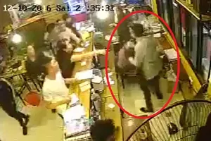 Nhậu xong, 40 thanh niên hành hung nữ nhân viên 