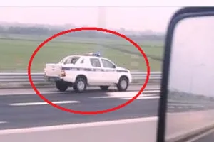 Xe của CSGT chạy ngược chiều trên cao tốc:Luật cho phép