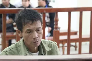 Tuyên án người lái xích lô trong vụ tôn cứa cổ cháu bé