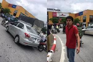 Sau va chạm, tài xế xe máy đấm lái xe ô tô chảy máu