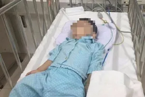 Bé trai 1 tuổi bị bạo hành dã man đã được xuất viện