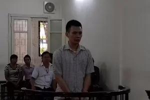 Bị phát hiện 'vụng trộm', dùng dao đâm chết tình địch