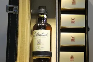 Ngắm bánh trung thu 'đại gia' giá 14 triệu đồng