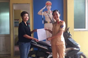 Bất ngờ nhận lại xe sau 7 năm bị mất