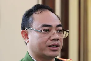 Bỏ sổ hộ khẩu, con em tỉnh lẻ có được học ở thành phố?