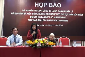 Sau ông Minh Mẫn, 1 bà 79 tuổi tổ chức họp báo