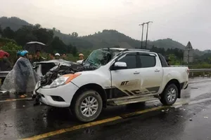 Tai nạn thảm khốc trên cao tốc, 2 cha con thương vong
