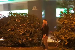 Bị CSGT phạt tài xế đua nhau gọi điện người thân