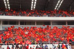 Những hình ảnh không thể quên tại 'chảo lửa' Mỹ Đình