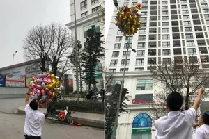 Chuyện 'giải cứu' bóng bay của tài xế taxi cuối năm