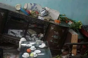 Thông tin mới vụ vào nhà chém người, đập bàn thờ