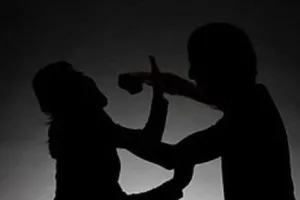 Mâu thuẫn vợ đâm chết chồng 