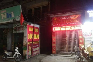 Kẻ cướp giật tại tiệm vàng bị vây bắt
