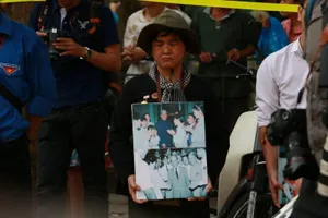 Người dân tiếc thương cố Tổng Bí thư Đỗ Mười