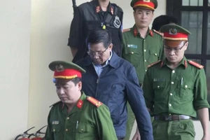 Công bố lời khai ông Vĩnh được biếu đồng hồ Rolex 7.000 USD