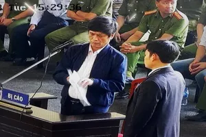 Ông Nguyễn Thanh Hóa: 'Nói tôi bảo kê tội phạm thì rất khó!'