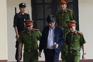 Đổ lỗi cho người khác, ông Hóa bị đề nghị đến 8 năm tù