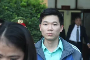 Hoàng Công Lương xài quyền im lặng vì lý do sức khỏe