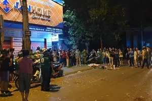 Nữ công nhân quét rác bị 'xe điên' tông tử vong