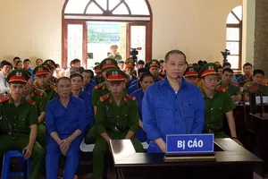 Dàn cựu lãnh đạo tỉnh Sơn La hầu tòa