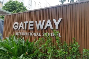 Trường Gateway tạm đình chỉ nhân sự sau vụ bé lớp 1 tử vong