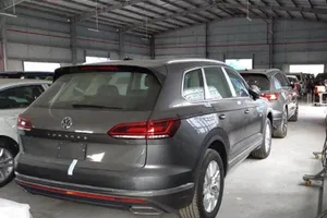 Tịch thu ô tô có bản đồ 'đường lưỡi bò' phi pháp 