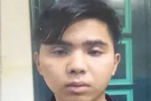 Phượt thủ dọa tung ảnh 'nóng' để đòi quan hệ tình dục