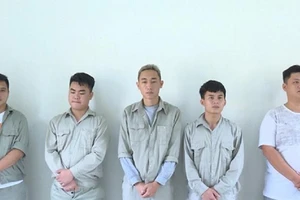 Nhân viên ngân hàng bán thông tin khách cho tội phạm