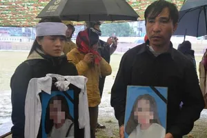 Sốc: Gia đình nữ sinh giao gà xin không tử hình 6 bị cáo