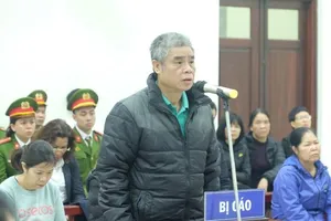 Vụ Trường Gateway: 'Bà Quy cứ đóng cửa là xe sẽ đi'