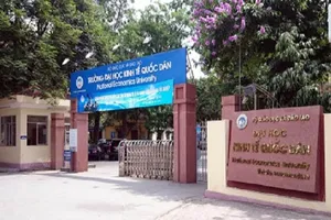 1 trường ĐH tại Hà Nội tiếp tục cho sinh viên nghỉ thêm 1 tuần