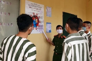 Đại dịch COVID-19: Tạm dừng cho người nhà gặp phạm nhân