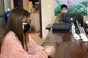 Đùa bị nhiễm COVID ngày 'cá tháng tư', cô gái bị phạt 15 triệu