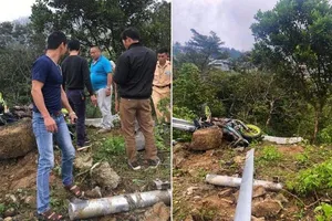 Ô tô lao xuống vực ở Tam Đảo, 4 người chết