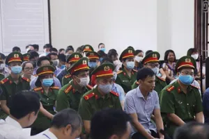 Gian lận điểm Hòa Bình: Có thí sinh được nâng gần 27 điểm