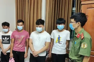 16 người Trung Quốc từ Đà Nẵng chuẩn bị vượt biên về nước