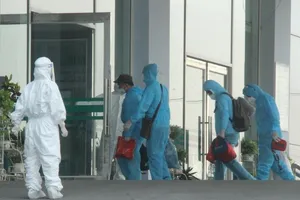 Gần 200 người là F1, F2 của BN714 có lịch trình rất phức tạp