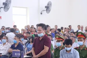 Tòa nói về đạo đức kinh doanh với chủ quán Nhắng nướng