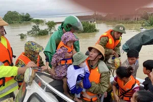 Cục CSGT phát động ủng hộ đồng bào miền Trung bị lũ lụt