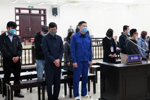 Cựu giám đốc CDC Hà Nội bị đề nghị 10-11 năm tù