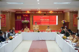 Cục CSGT: Cán bộ phải cười khi xử lý vi phạm