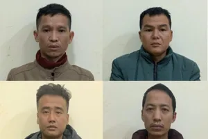 9 người Trung Quốc vượt biên, bị phát hiện trốn vào rừng