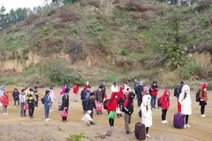 37 công dân nhập cảnh ‘chui’ từ Trung Quốc về quê ăn Tết