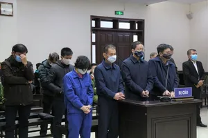 Đề nghị tù chung thân 'thiếu tướng dỏm' lừa đảo 100 tỉ đồng