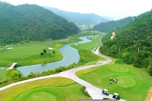Dự án sân golf nằm trên 140 ha đất trồng chưa đúng quy hoạch