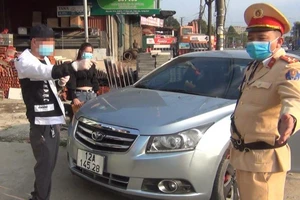 Không chịu đo nồng độ cồn, tài xế ô tô bị phạt 35 triệu đồng