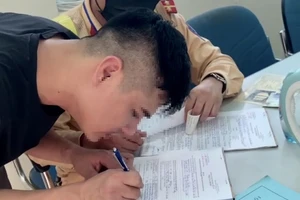 Đi ngược chiều 3 km trên cao tốc, tài xế bị phạt 17 triệu