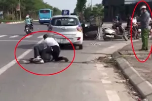 Vụ nhìn dân bắt tội phạm: Ảnh hưởng nghiêm trọng uy tín ngành