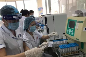 Trưa 1-7: Thêm 260 ca nhiễm COVID-19, TP.HCM có 154 ca mới